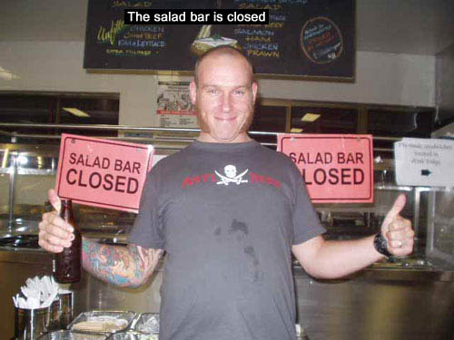 the_salard_bar_is_closed.jpg